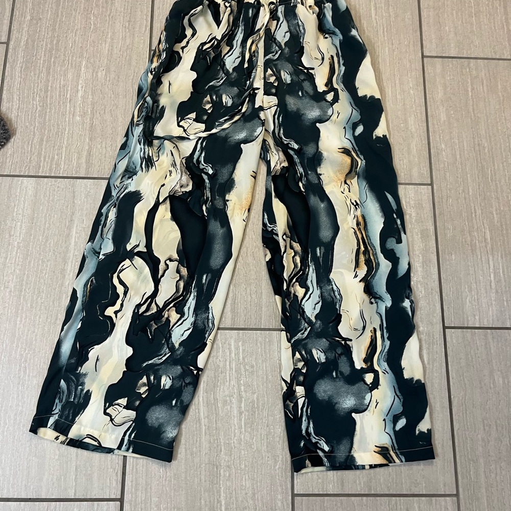 Women’s XL Black & Cream Marble Print Casual Pants